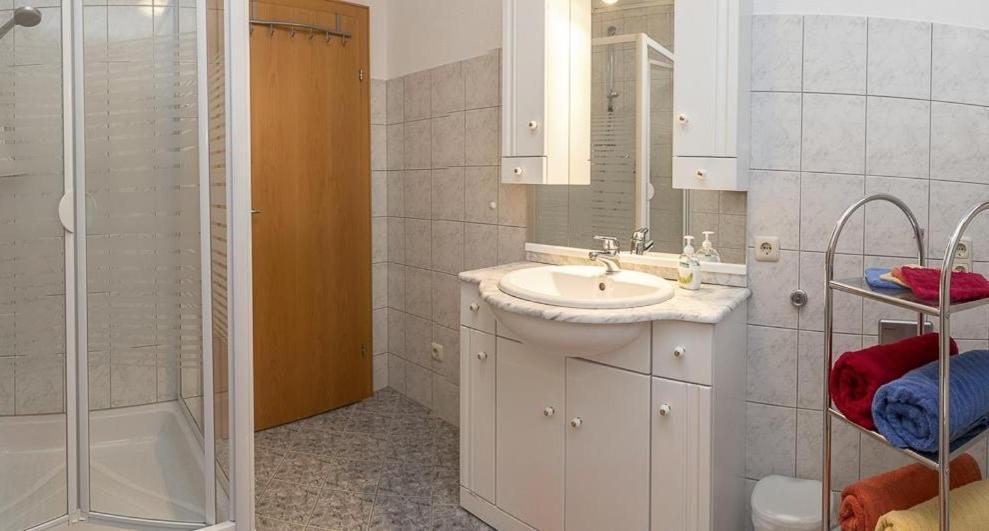 Haus Sahin Apartment Ванданс Екстериор снимка